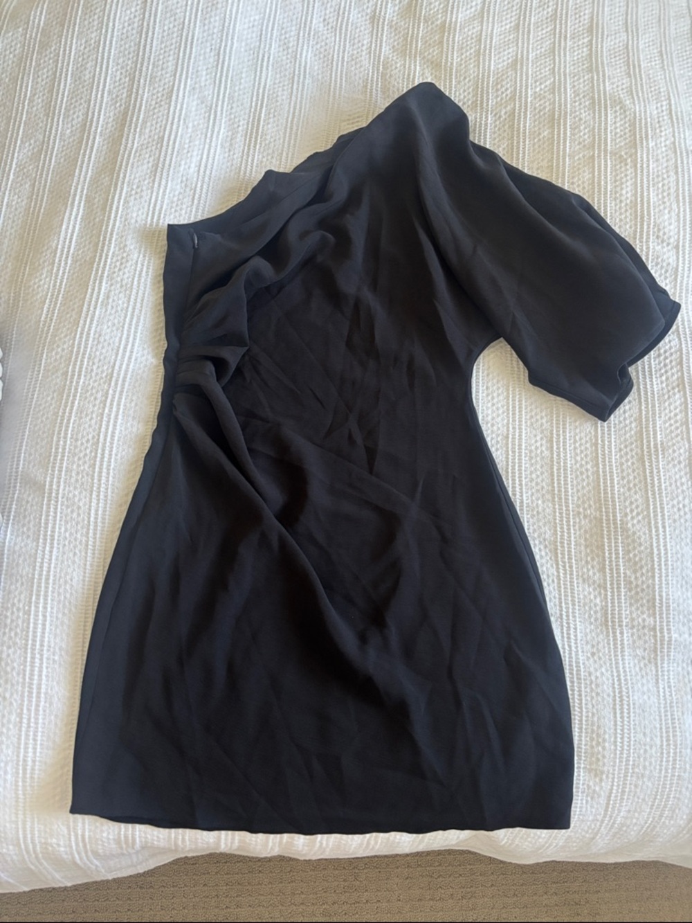H&M Black One-Shoulder Puff Sleeve Mini Dress